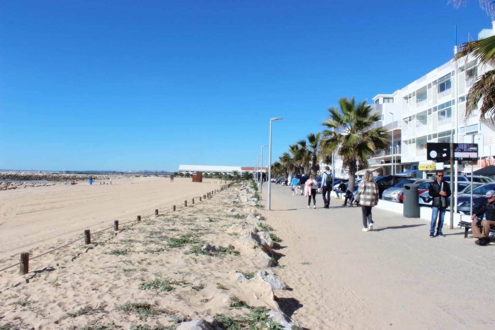 Quarteira Mar - Beach Front Exterior photo